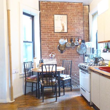 East Village Homestay New York Dış mekan fotoğraf